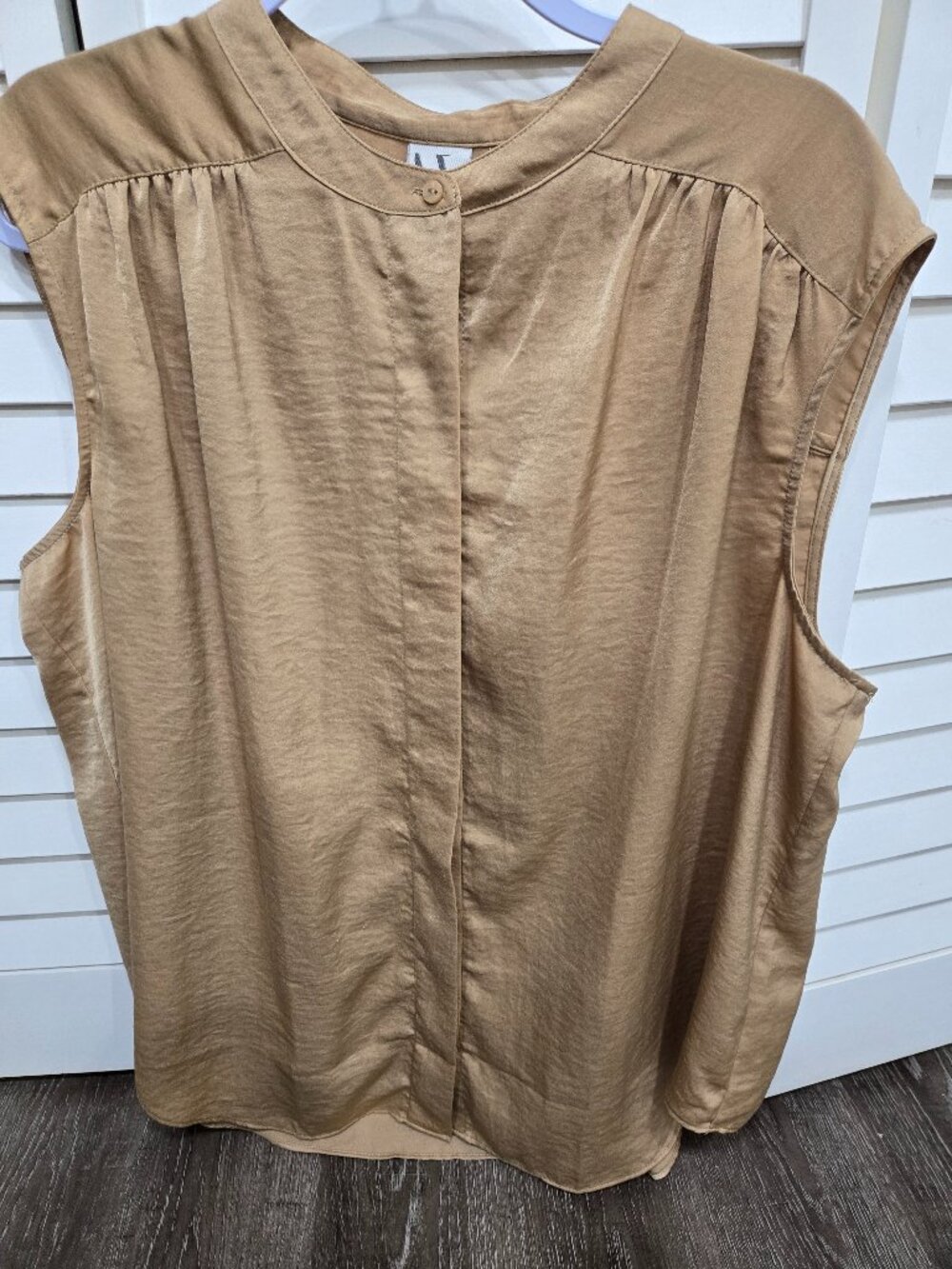 Worthington Gold Sleeveless, Elegant top XXL Gold XXL, Worthington